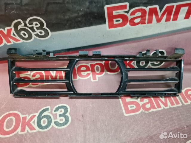 Решетка бампера передний BMW 5-Series