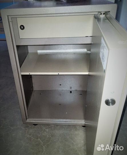 Сейф металлический бу