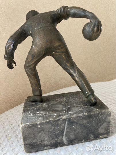 Статуэтка «Игрок в боулинг«Германия 1936-37 год