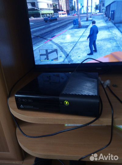 Игровая приставка xbox 360