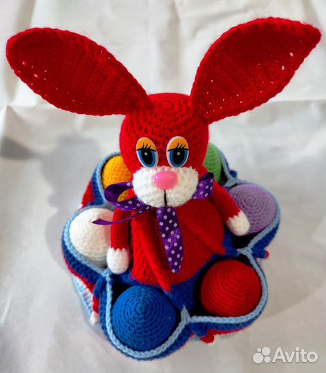 Кролик Пасхальный вязаный