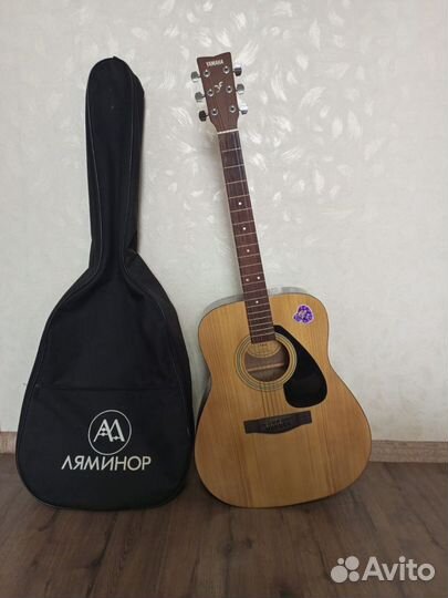 Акустическая гитара yamaha f310 бу