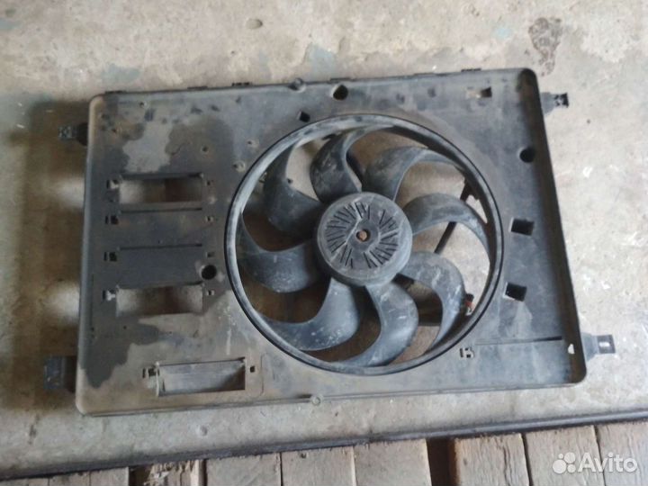 Диффузор с вентилятором Форд Мондео 4 2.0 дизель