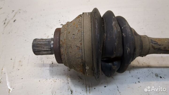 Полуось левая передняя Volkswagen Jetta 6, 2015