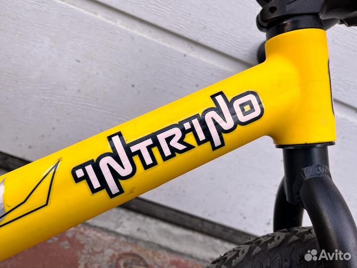 Беговел intrino