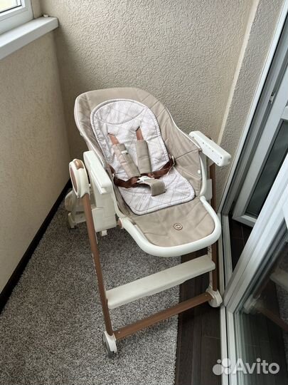 Стульчик для кормления happy baby berny v2