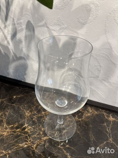 Бокал для вина большой