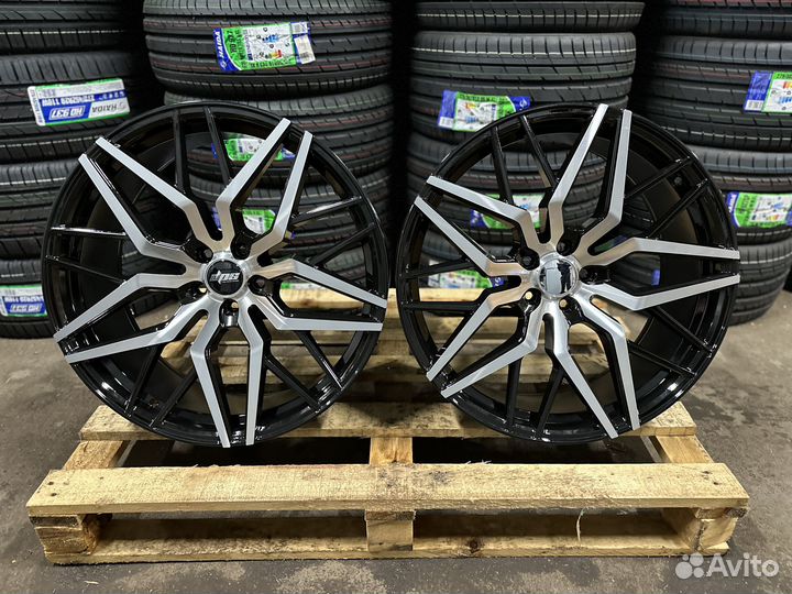 Диски VR107 R22 5-114,3 Infiniti FX35,QX60,QX70