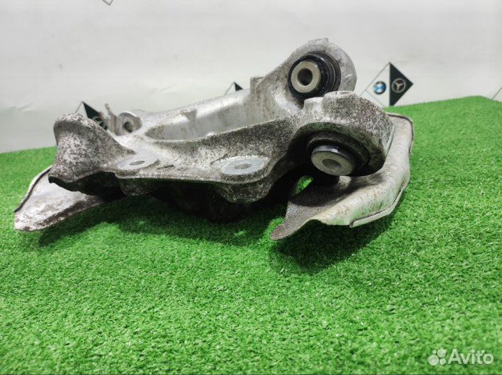 Кулак задний правый Bmw X3 G01 2020