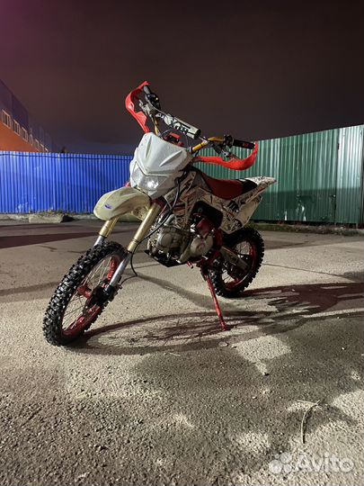 Питбайк Motoland crf 125E