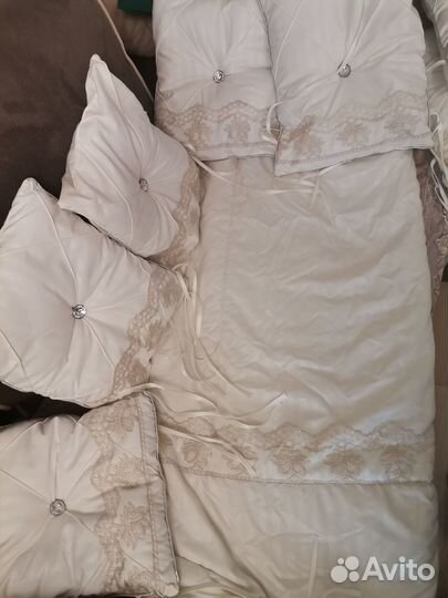 Комплект бортиков с одеялом для кроватки детской