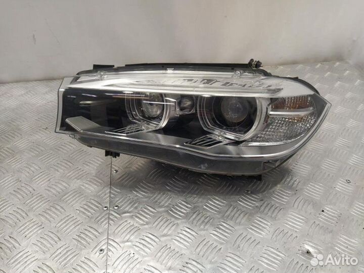 Фара ксеноновая левая Bmw F16 5.0D