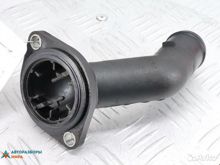 Корпус термостата Volkswagen Touran рест. 2008