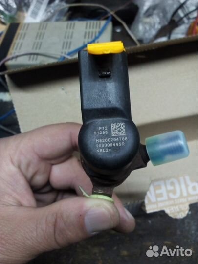 Форсунки б/у 166009445R