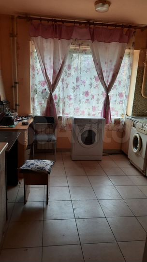 Комната 12 м² в 6-к., 1/5 эт.