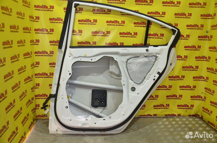 Дверь задняя правая Kia Cerato 3