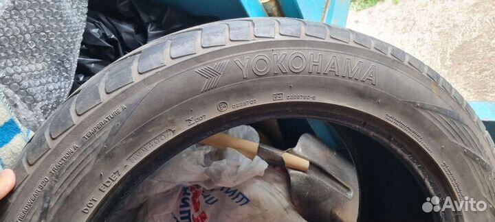 Yokohama Advan ST V802 295/45 R20