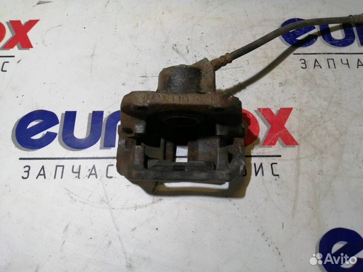 Суппорт передний правый Renault Logan 2005