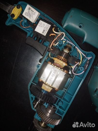 Дрель Makita 6410