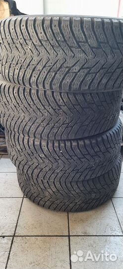 Nokian Tyres Hakkapeliitta 8 SUV 285/60 R18