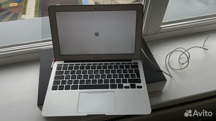 Apple macbook Air 11.6