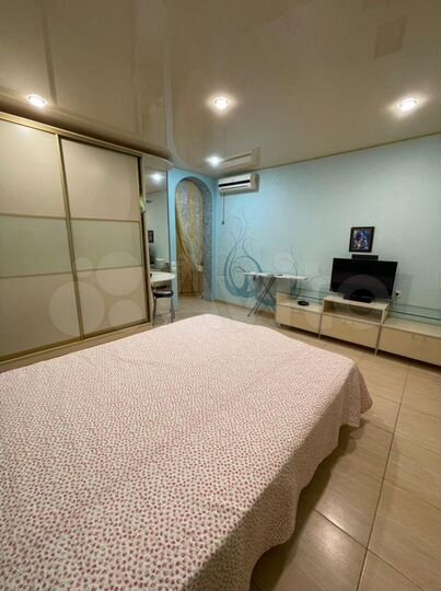 2-к. квартира, 42 м², 1/2 эт.