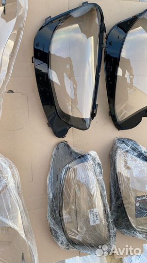 Стекло на фару Mercedes-Benz W213