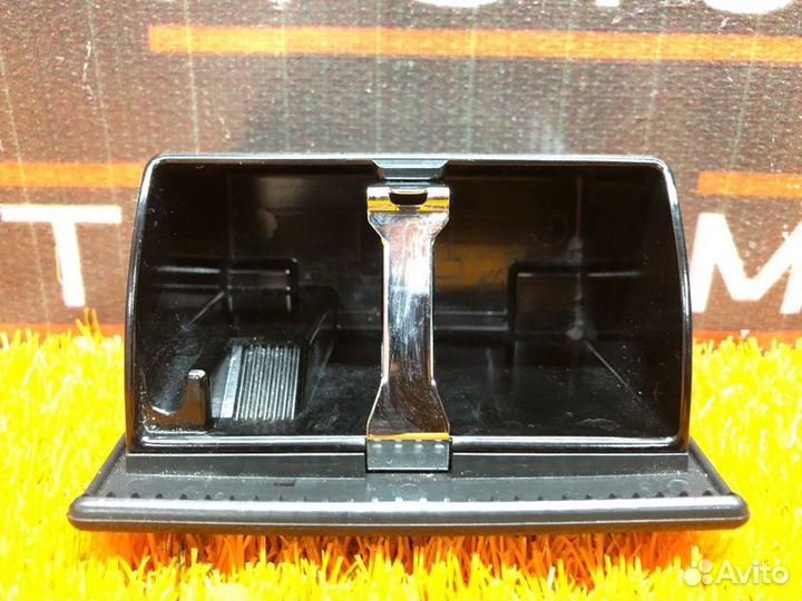 Пепельница Mercedes-Benz C-Class W203 112.912 2001