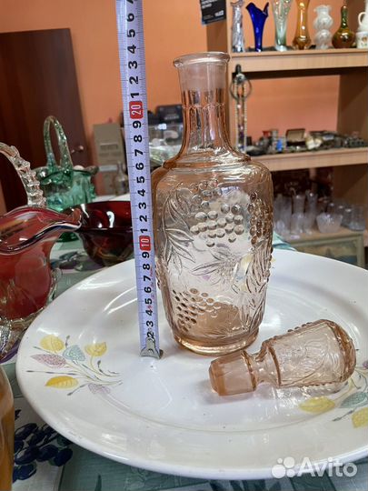 Графин стекло старинный