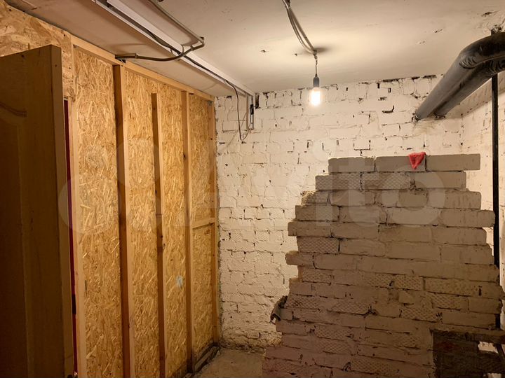 Помещение на первой линии Молодогвардейской