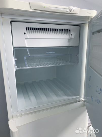 Холодильник Indesit