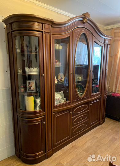 Буфеты и серванты бу