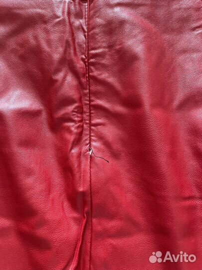 Отдам даром женские вещи