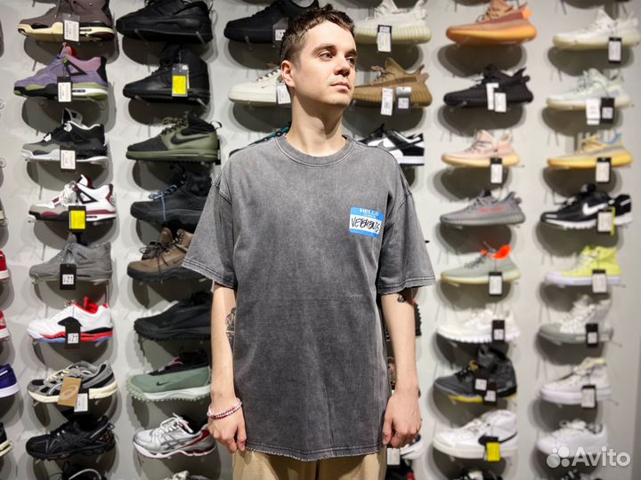 Футболки Vetements