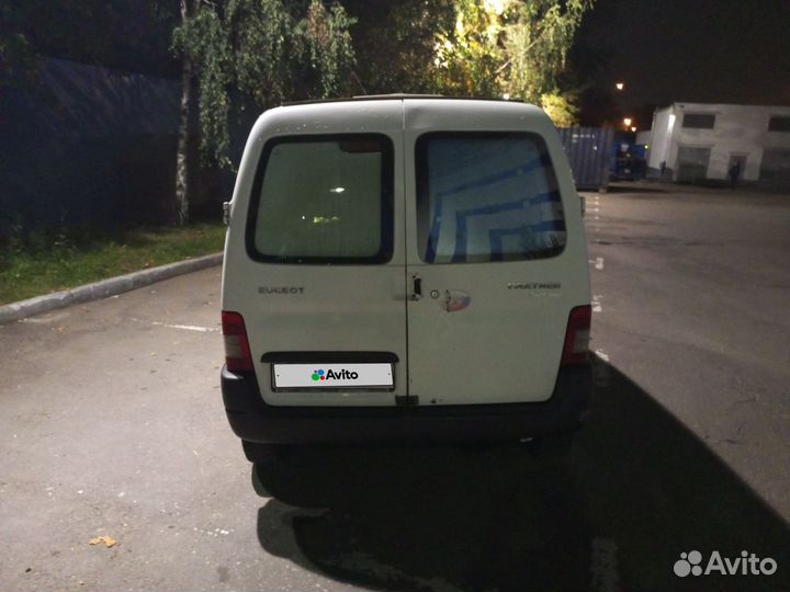 Peugeot Partner 1.4 МТ, 2010, 300 000 км