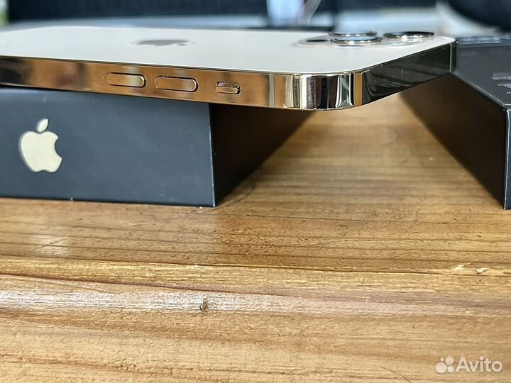 iPhone 12 Pro, 256 ГБ