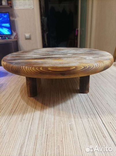 Сервировочный столик