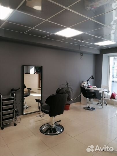 Аренда рабочего места мастера маникюра