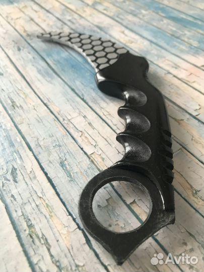 Керамбит пластиковый серая сота