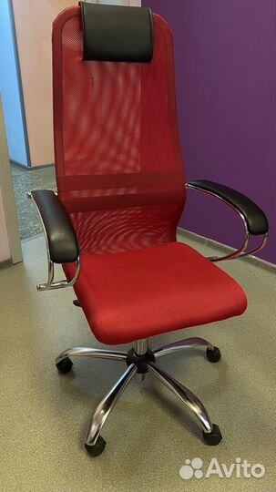 Компьютерное кресло бу красное