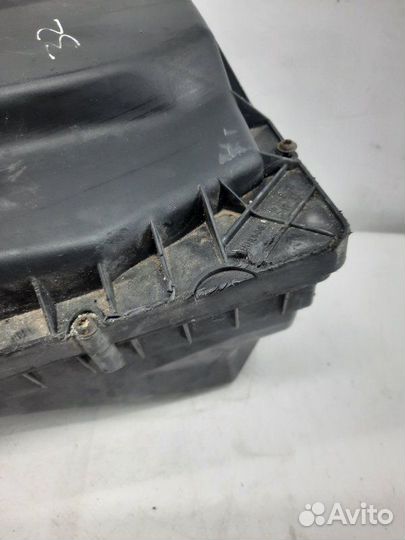 Корпус воздушного фильтра Opel Astra H хэтчбэк 5