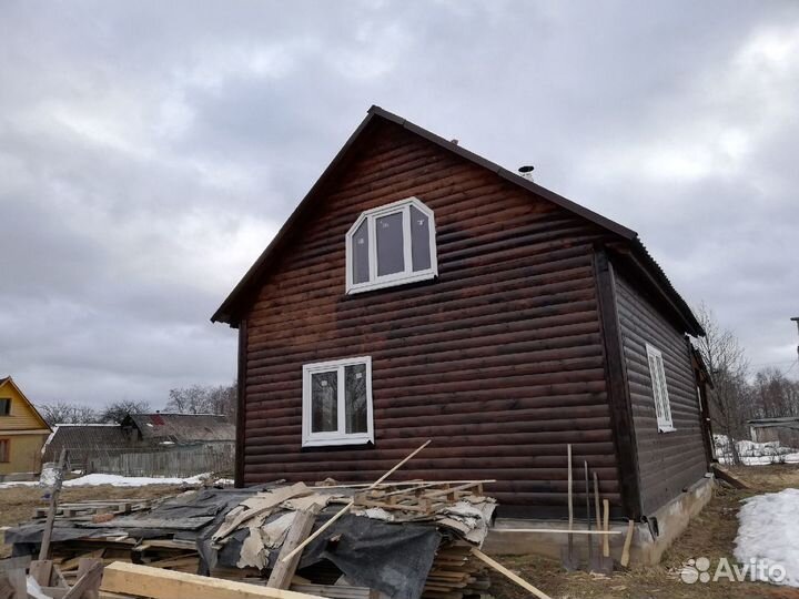 Рублю срубы дома бани
