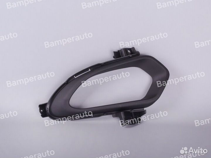 Рамка противотуманная правая Kia Ceed 2 2012-2015