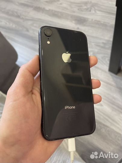 Телефон iPhone xr