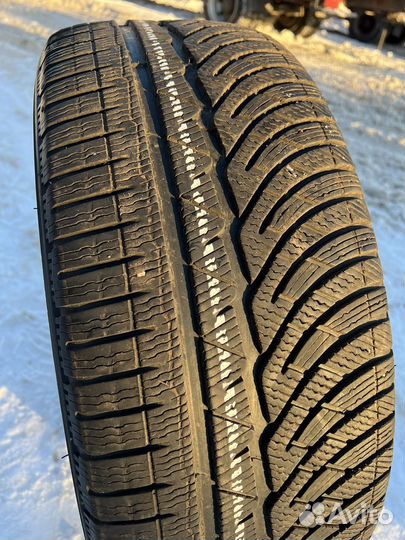 Michelin Pilot Alpin 4 245/45 R19 102W