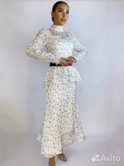 Платье Zimmermann - выбор стилистов 2024