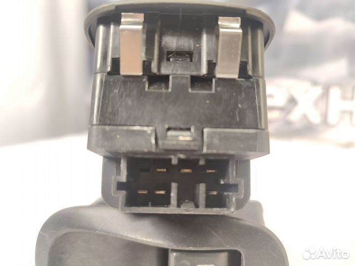 Блок кнопок стеклоподъёмников Peugeot 206