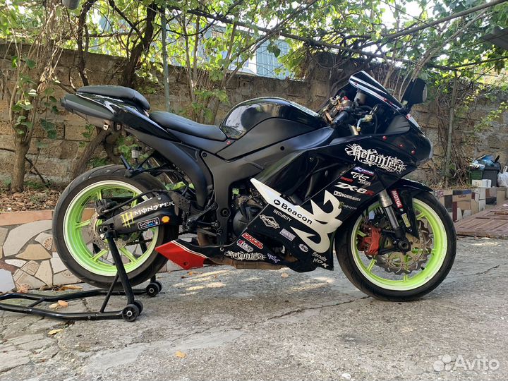Kawasaki zx6r Ninja