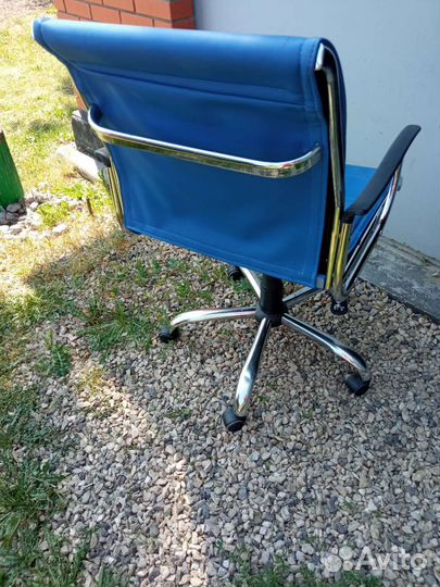 Компьютерное кресло