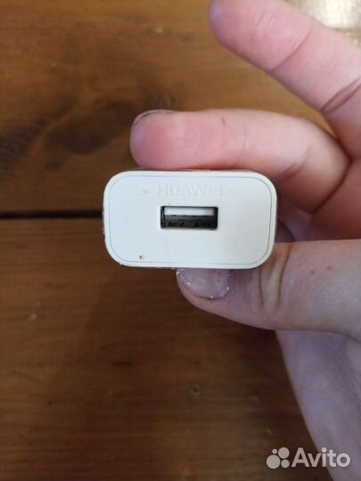 Продаю зарянку на Apple iPhone 4S в рабочем состоя